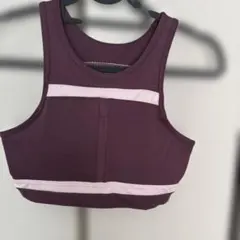 NIKE トレーニングウェア　ブラトップ