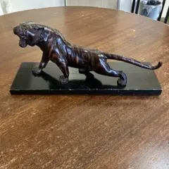 猛虎 置物 アルミ合金 オブジェ 村田宏作 台座付き 昭和60年 刻印あり