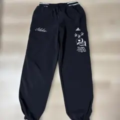 アディダスパンツ