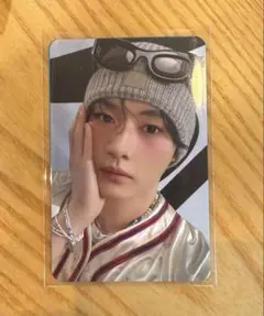 プロフ必読！！ ✪リノ公式トレカ✪ファイル付き✪ 2025年最新】stray kids リノ トレカの人気アイテム - メルカリ