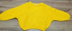 イエロー ケーブルニット クロップドセーター