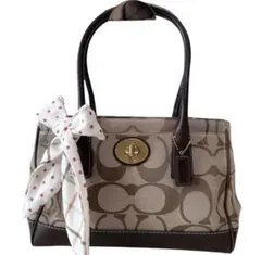 COACH Signature Turn Lock Tote Hand bag