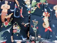 アレキサンダーヘンリー　男性人魚 110cm✕60cm　3枚