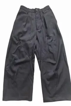 COMMON DIVISOR 変形スラックス 深水光太着用 - メルカリ