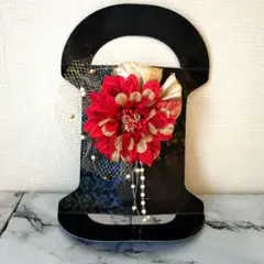 赤と金の花飾り 髪飾り