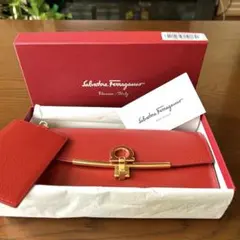 ✨Sランク・箱付き✨ Ferragamo 長財布 ガンチーニクロジャー カーフ