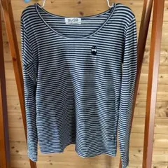 ワールドワイドラブ　長袖 ボーダー カットソー 刺繍入りのサムネイル
