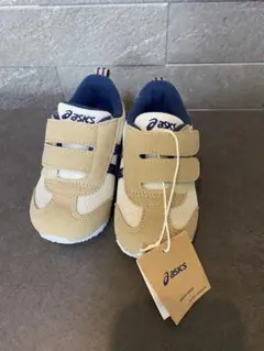 asics ベージュ ネイビー スニーカー　15cm