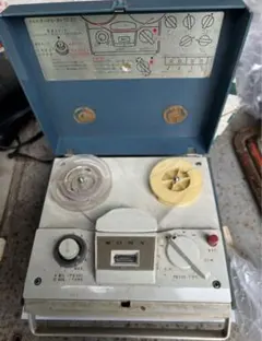 DE10 1073 国鉄 JR貨物 運転台 計器スイッチパネル ディーゼル機関車 DE10 1073 国鉄 JR貨物 運転台 計器スイッチパネル ディーゼル機関車