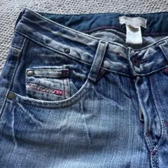 ディーゼル　ダメージ加工 クロップドデニムパンツ