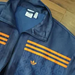 adidas 70S オーバーサイズ トラックジャケット