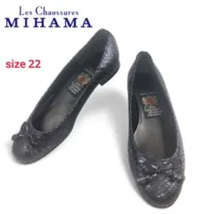 Item thumbnail for item 3035cde2-4be8-4e79-93b8-27602df7942e