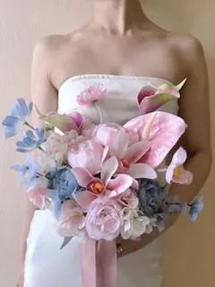 アーティフィシャルフラワー　ピンク　くすみブルー　造花ブーケ　ウエディング