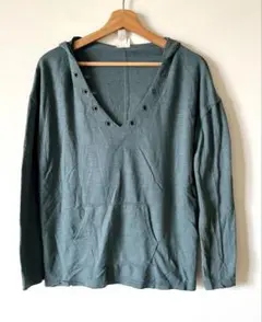 【MOSSIMO】ハトメ Vネック プルオーバー パーカー 薄手スウェット Mのサムネイル
