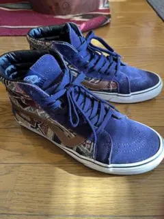 vansのミドルカットスニーカー　紺スエード&刺繍　27.5cm
