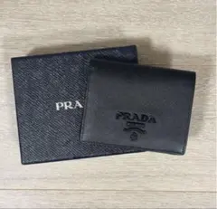 し*う様 PRADA ブラック 二つ折り財布