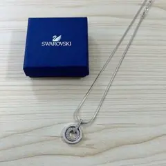 人気 Swarovski ツイストロウズ スパイラル シルバー 新品未使用 