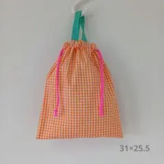 【ハンドメイド】オレンジのチェックの持ち手付き巾着 1. 大きめ上履き入れのサムネイル