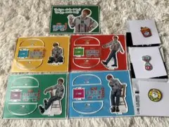 SHINee ONEW アクリルスタンド ピンバッジ セットのサムネイル
