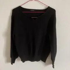 one way ブラック Vネック 長袖ニットセーター