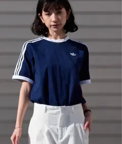 adidas Tシャツのサムネイル