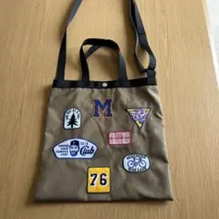 グロサリー&デリカテッセン ランダムワッペンサコッシュ