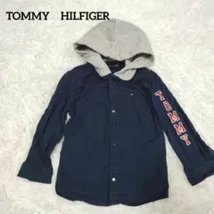 TOMMY HILFIGER 長袖シャツ　フード付き　パーカー　袖ロゴ