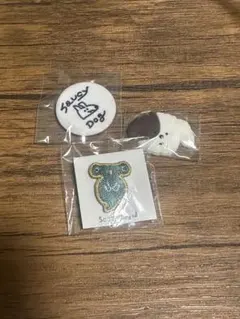 SaucyDog ガチャガチャ 缶バッジ ピンバッジ グッズ サウシー