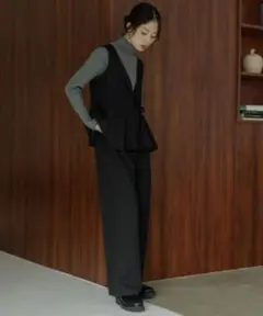 【未使用】ペプラムオールインワン ブラック