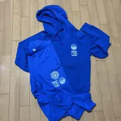 アディダス　スウェット　セットアップ