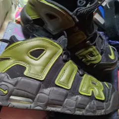 NIKE モアアップテンポ