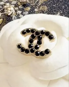 CHANEL ピンブローチ　ピンバッジ　ヴィンテージ　ブラックストーン