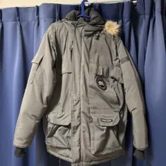 カナダグース　 EXPEDITION フード付きダウンジャケット グレーのサムネイル