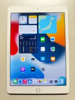 iPad air2 silver Wi-Fi-cell 64GBバッテリー86％ - メルカリ