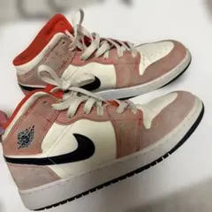 Nike Air Jordan 1 オレンジ/ホワイト/ブラック