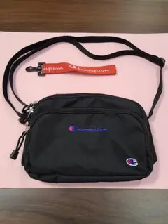 Champion ブラックショルダーバッグ　斜めがけ　チャンピオン　新品未使用