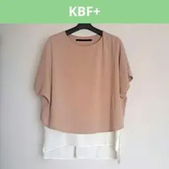 KBF+ 半袖ブラウス　オフィカジ　カジュアルのサムネイル