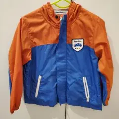 ファミリア　ナイロンパーカー