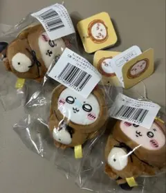 ちいかわ　たぬきだもんくじ　C賞　古本屋、モモンガ、ラッコ