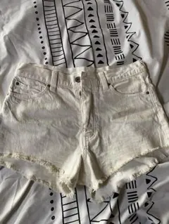ホワイトフリンジショートパンツ Mサイズ