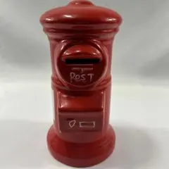 赤い郵便ポスト型貯金箱のサムネイル