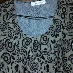 最終再値下げレディースチュニック♡ラメ入り♡サイズМ