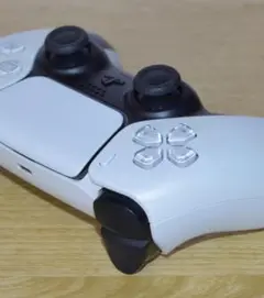 PS5 純正　コントローラー　ホワイト