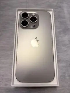 Apple iPhone 15pro256GB SIMフリー