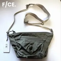 新品F/CE. TRAPEZIUM POUCH セージグリーン