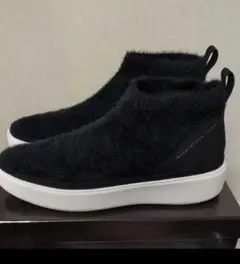 マッキントッシュスニーカー