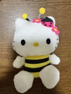 ハローキティ　ハチ　クローバー Mazinger Z x Hello Kitty x Chogokin Original Short Animation - YouTube