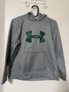 Under Armour グレー パーカー