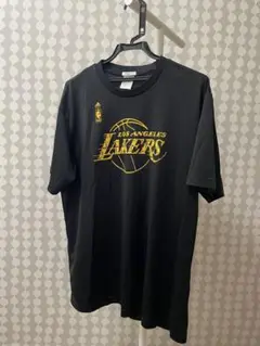 【adidas】 ロサンゼルス レイカーズ Tシャツ