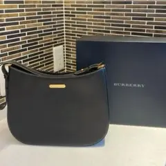 美品　BURBERRY ショルダーサフィアーノレザーノバチェックブラック　箱付き